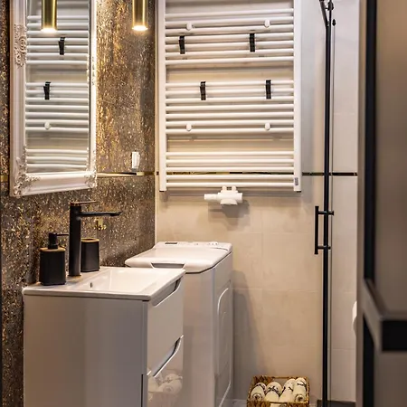 Stare Bulvar, Old Town, Snake Apartamento *