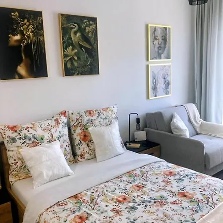 Apartament Stare Bulvar, Old Town, Snake *